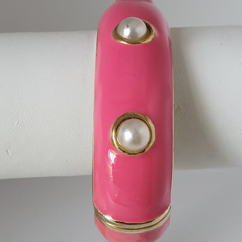 Pink Enamel Faux Pearl Gold Tone Bangle Clamp Bracelet 7" - Picture 3 of 6
